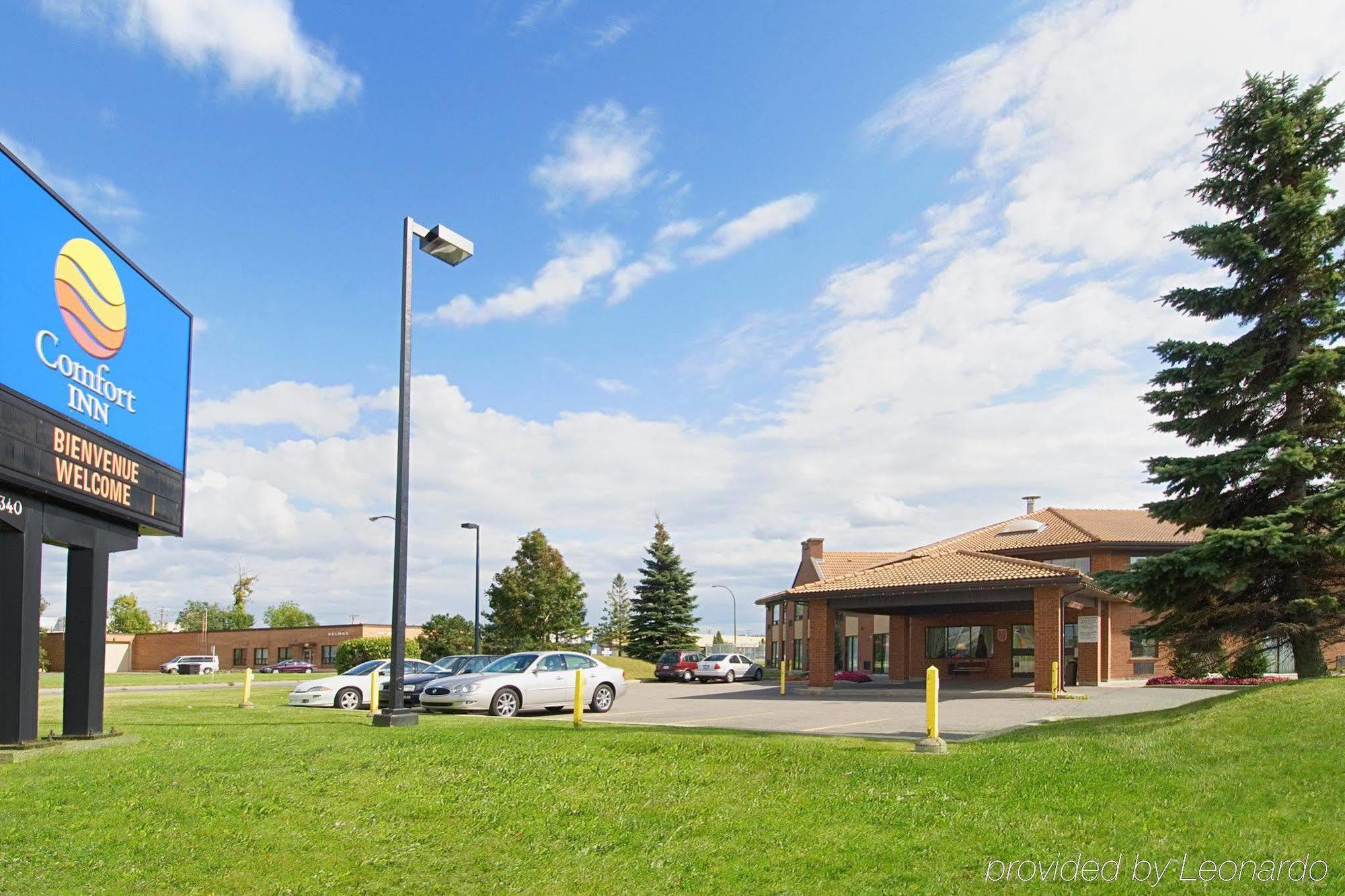 Comfort Inn Aeroport Dorval Exterior photo